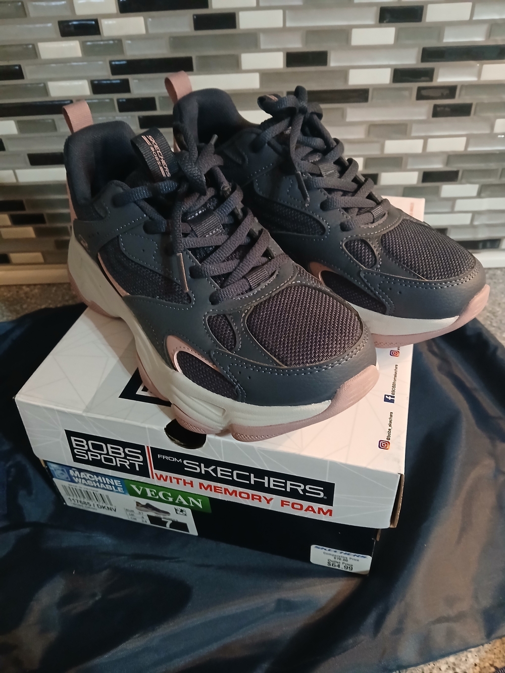 Skechers BOBS Sport Chunky Sneakers in Navy and Blush